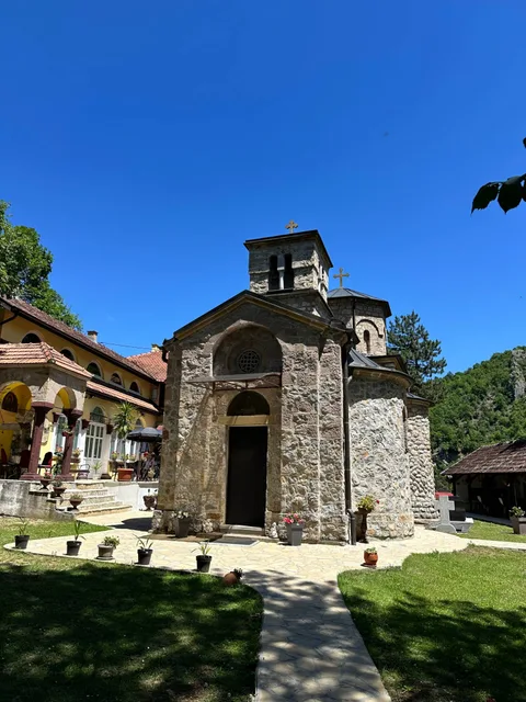 Crkva Manastira Jovanje, pogled sa fronta